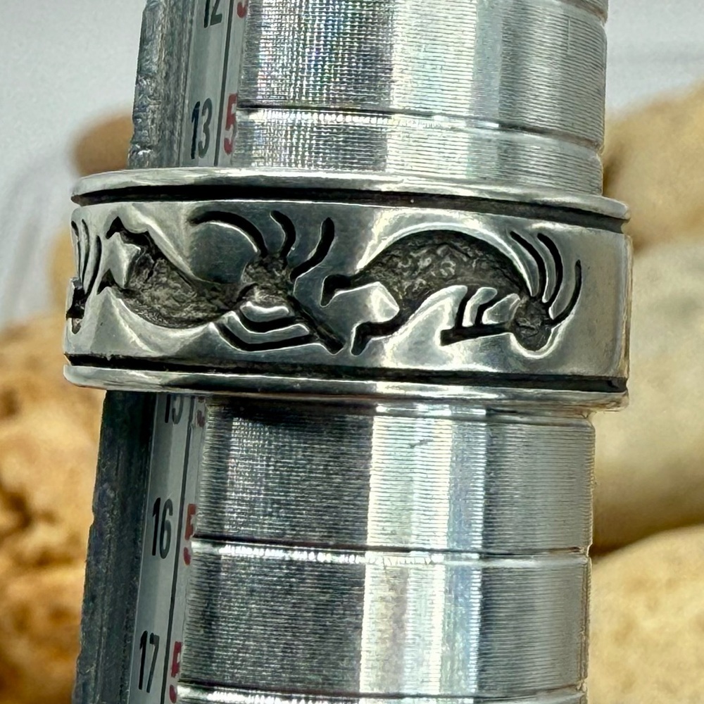 Vintage Shube’s Dakota West Sterling Silver Band Ring Size 7 Southwest Kokopelli - Picture 15 of 17